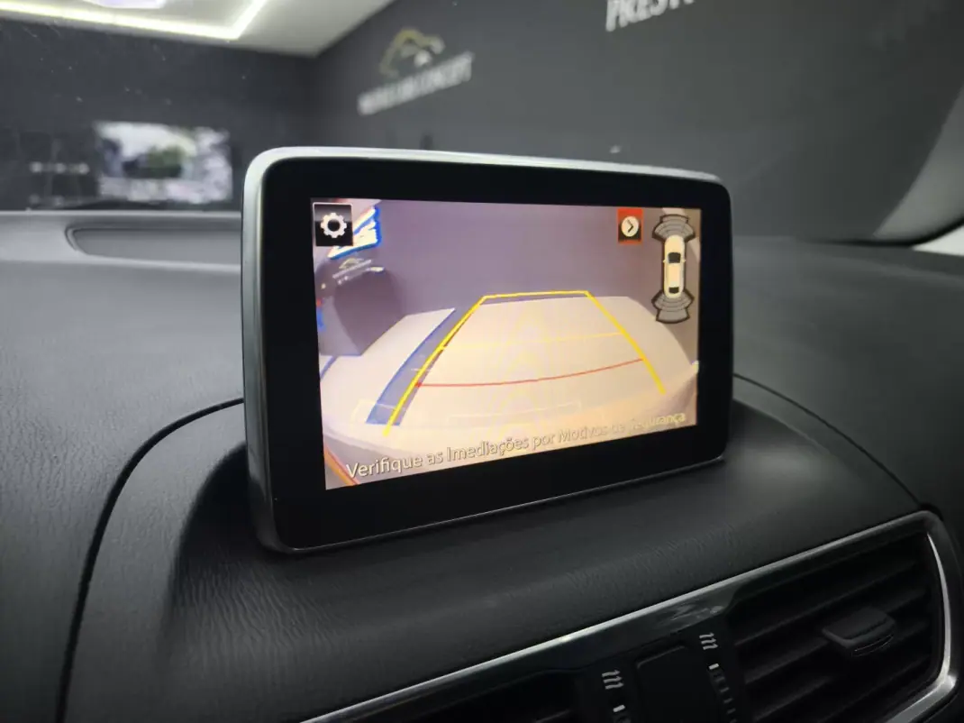 Mazda 3 2016 - 12450 EUR, 207205 km - AUTO.MOTO.pt - 207205km - foto 33 de 40