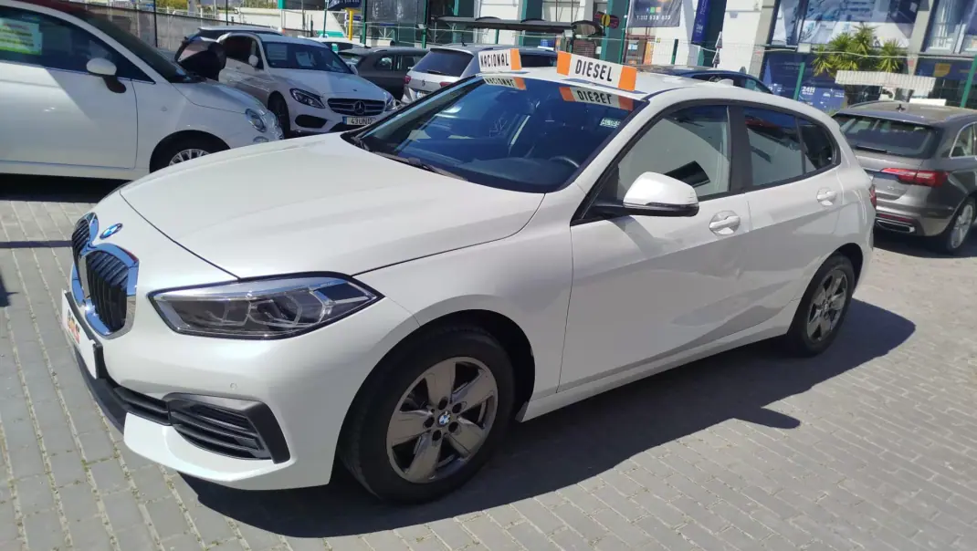 BMW 116 2023 - 26950 EUR, 51182 km - AUTO.MOTO.pt - 51182km - foto 4 de 18