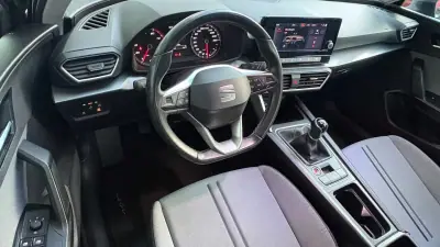 SEAT Leon ST 2022 - 15900 EUR, 59500 km - AUTO.MOTO.pt - 59500km - foto 9 de 12