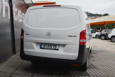 Mercedes-Benz Citan 109 CDI Longa Crew 2019 - 17880 EUR, 141000 km - AUTO.MOTO.pt - 141000km - foto 11 de 15