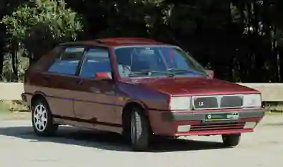 Lancia Delta 1991 — foto 3 de 15