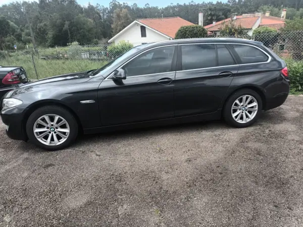 BMW 520 2012 - 11250 EUR, 371188 km - AUTO.MOTO.pt - 371188km - foto 2 de 18