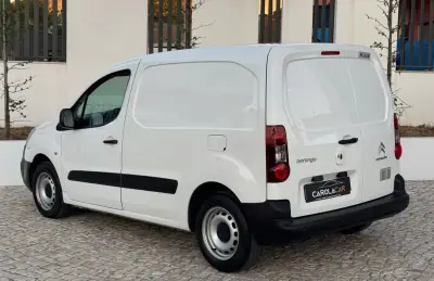 Citroën 2018 - 10950 EUR, 145000 km - AUTO.MOTO.pt - 145000km - foto 23 de 26