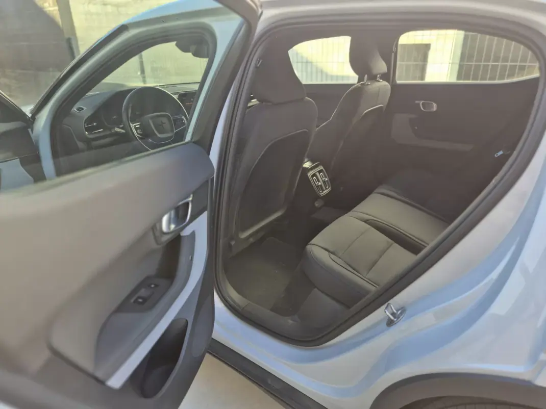 Polestar 2 2022 - 28750 EUR, 42000 km - 42000km - foto 39 de 57