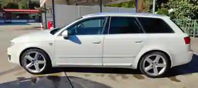 SEAT Exeo 2011 - 12000 EUR, 189000 km - 189000km - foto 4 de 12