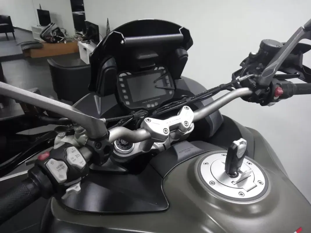 Ducati Multistrada 1000 DS 2017 - 8500 EUR, 75000 km - 75000km - foto 14 de 16