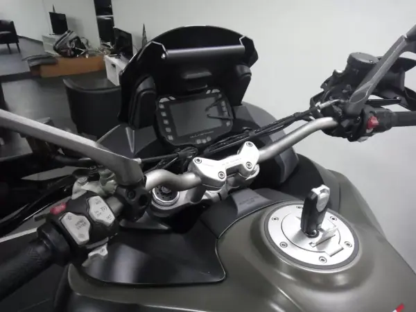 Ducati Multistrada 1000 DS 2017 - 9750 EUR, 75000 km - AUTO.MOTO.pt - 75000km - foto 14 de 16