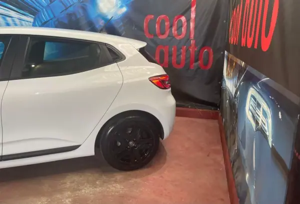 Renault Clio 2022 - 17899 EUR, 38000 km - AUTO.MOTO.pt - 38000km - foto 26 de 54
