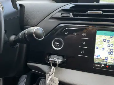 Citroën C4 Grand Picasso 2017 - 13995 EUR, 113714 km - AUTO.MOTO.pt - 113714km - foto 19 de 47