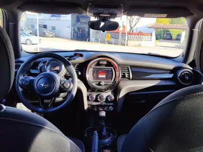 MINI Cooper 2019 - 16990 EUR, 115123 km - AUTO.MOTO.pt - 115123km - foto 8 de 12