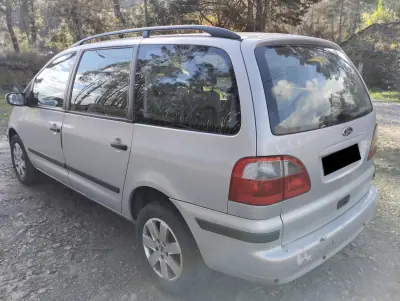 Ford Galaxy 2001 - 3250 EUR, 360000 km - AUTO.MOTO.pt - 360000km - foto 5 de 17