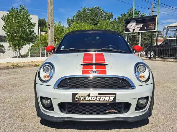 MINI Roadster 2012 - 16990 EUR, 102919 km - 102919km - foto 41 de 47