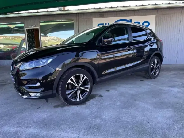 Nissan Qashqai 2018 - 19500 EUR, 84967 km - AUTO.MOTO.pt - 84967km - foto 3 de 18