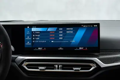 BMW M4 2024 - 109950 EUR, 18000 km - AUTO.MOTO.pt - 18000km - foto 43 de 59