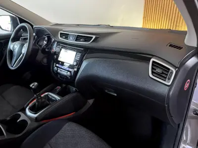 Nissan Qashqai 2015 - 14500 EUR, 171000 km - AUTO.MOTO.pt - 171000km - foto 56 de 86