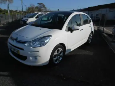 Citroën C3 2013 - 10500 EUR, 157030 km - AUTO.MOTO.pt - 157030km - foto 3 de 11