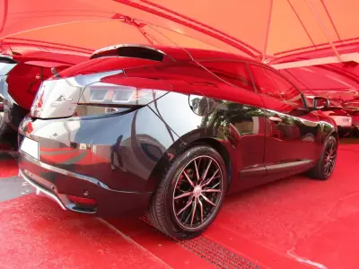 Renault Mégane Coupe 2010 - 9949 EUR, 225100 km - 225100km - foto 39 de 41