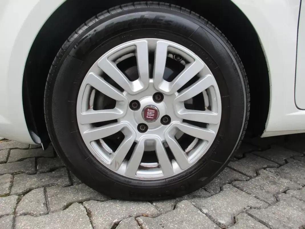 Fiat Punto 2018 - 8000 EUR, 170000 km - 170000km - foto 24 de 24