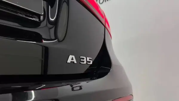 Mercedes-Benz A 35 AMG 2019 - 38990 EUR, 113962 km - AUTO.MOTO.pt - 113962km - foto 15 de 35