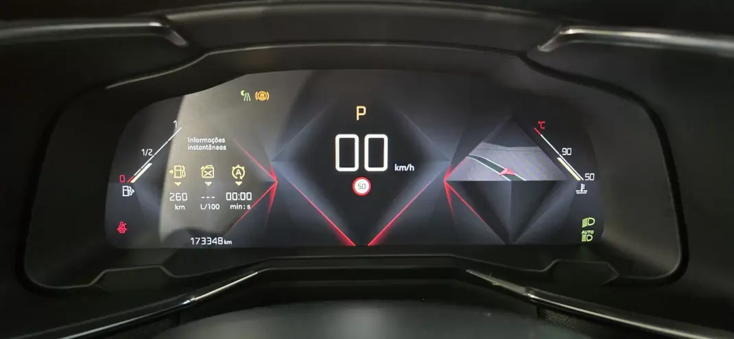 DS DS7 Crossback 2019 - 20990 EUR, 170000 km - AUTO.MOTO.pt - 170000km - foto 55 de 59