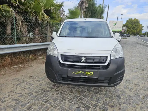 Peugeot Partner 2018 — photo 2 of 11