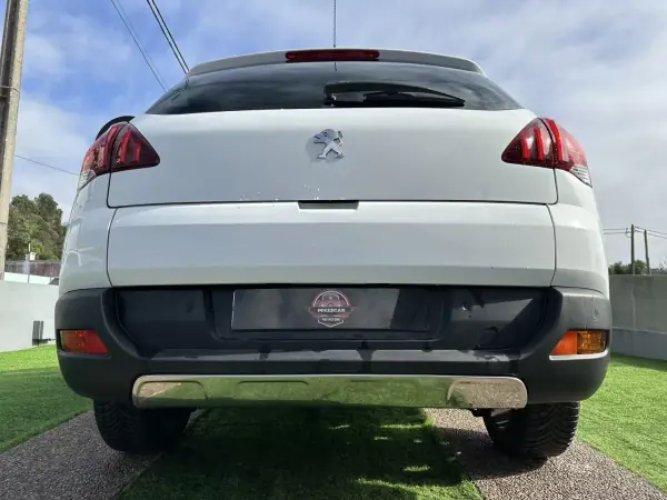 Peugeot 3008 2014 - 8400 EUR, 220000 km - AUTO.MOTO.pt - 220000km - foto 17 de 62