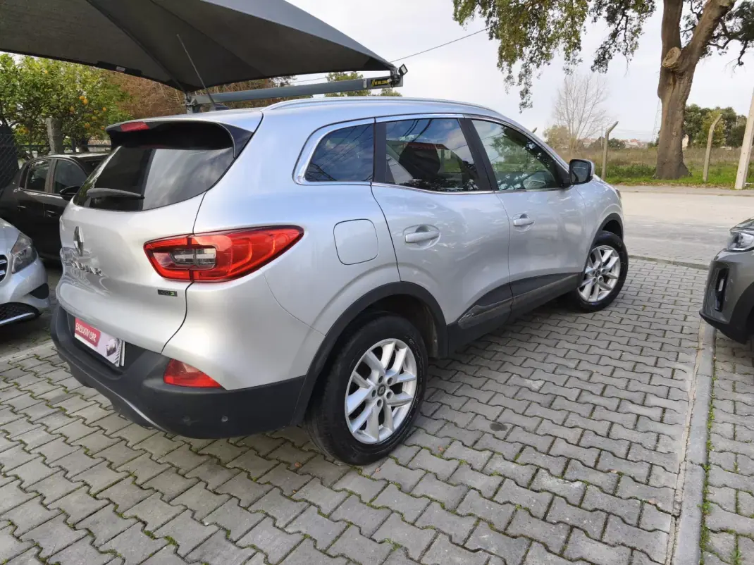 Renault Kadjar 2018 - 17900 EUR, 150000 km - AUTO.MOTO.pt - 150000km - foto 4 de 12