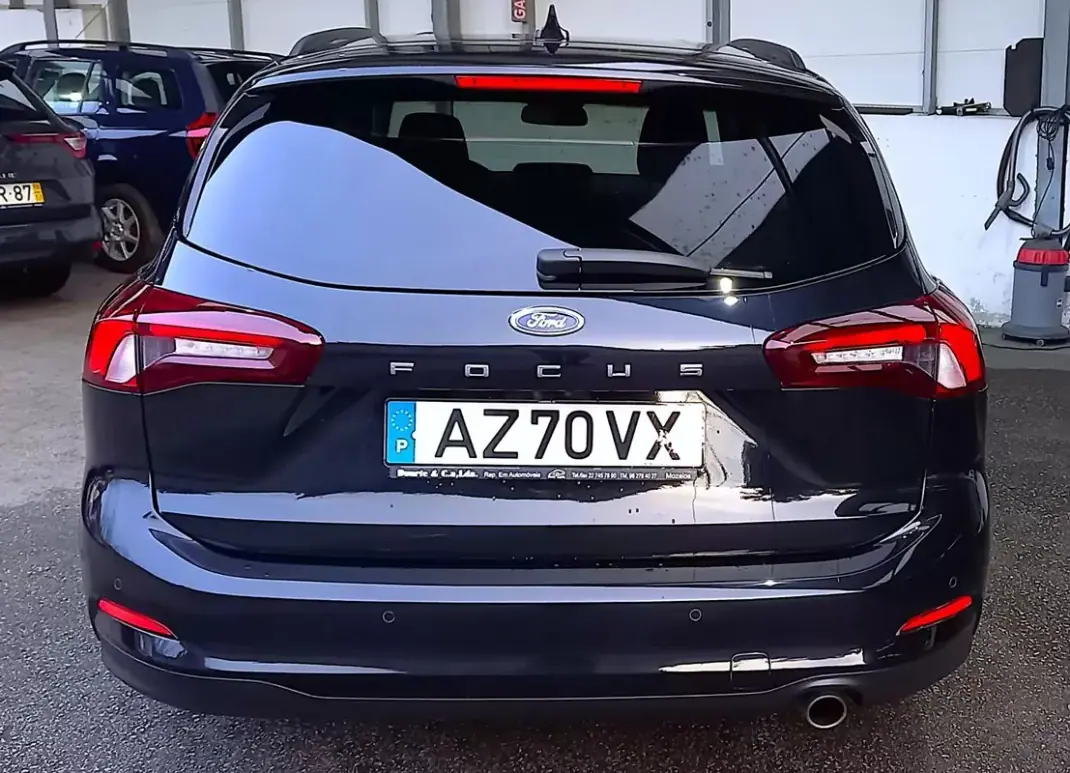 Ford Focus SW 2023 - 18900 EUR, 53356 km - AUTO.MOTO.pt - 53356km - foto 4 de 17