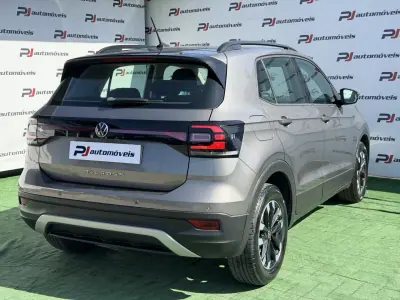 Volkswagen T-Cross 2021 - 17990 EUR, 55000 km - AUTO.MOTO.pt - 55000km - foto 5 de 10
