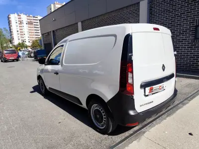 Renault Express 2023 - 12980 EUR, 120000 km - 120000km - foto 15 de 22