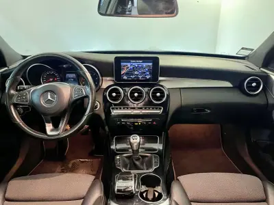Mercedes-Benz C 220 2015 - 16500 EUR, 266000 km - AUTO.MOTO.pt - 266000km - foto 2 de 29