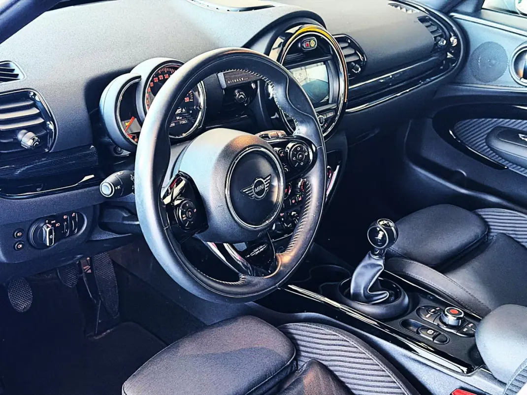 MINI Clubman 2019 - 18500 EUR, 43000 km - 43000km - foto 19 de 35