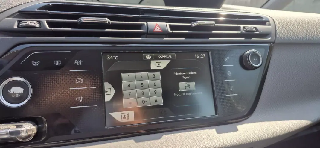 Citroën C4 Grand Picasso 2013 - 9750 EUR, 185000 km - AUTO.MOTO.pt - 185000km - foto 19 de 25