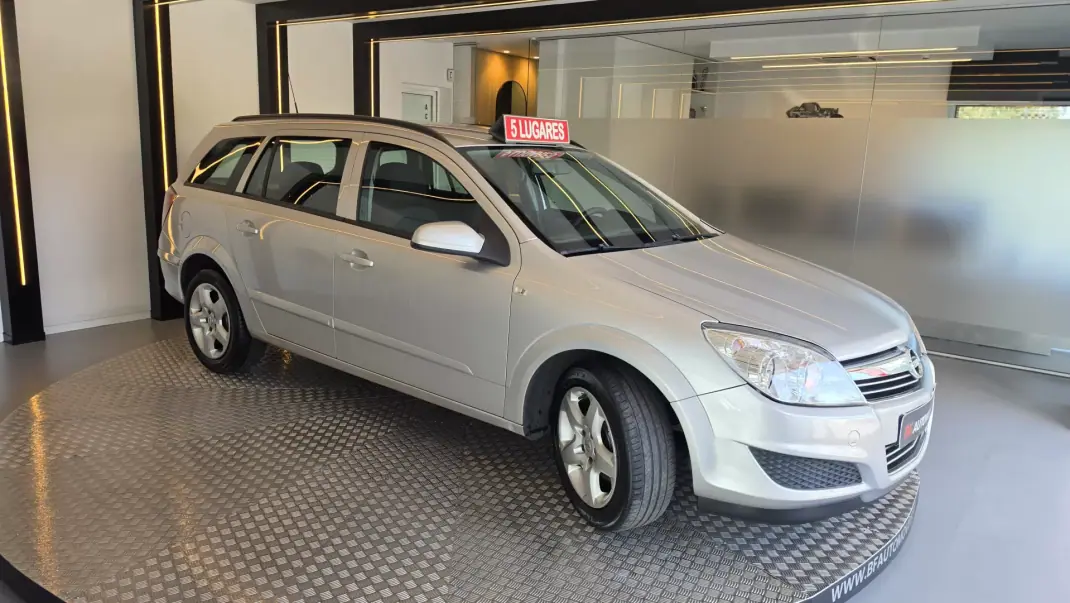 Opel Astra Caravan 2007 - 4750 EUR, 174500 km - 174500km - foto 19 de 45