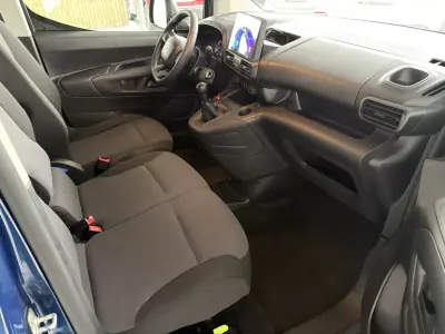 Citroën BERLINGO VAN XL 1.5 BLUE HDI 3 LUGARES 2020 - 11500 EUR, 173967 km - AUTO.MOTO.pt - 173967km - foto 14 de 14
