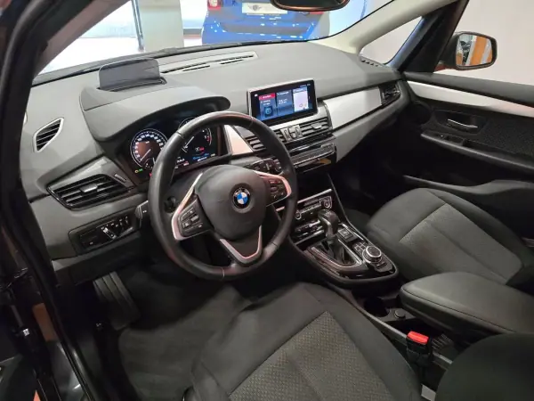BMW 225xe Active Tourer 2021 - 22580 EUR, 40912 km - AUTO.MOTO.pt - 40912km - foto 14 de 46