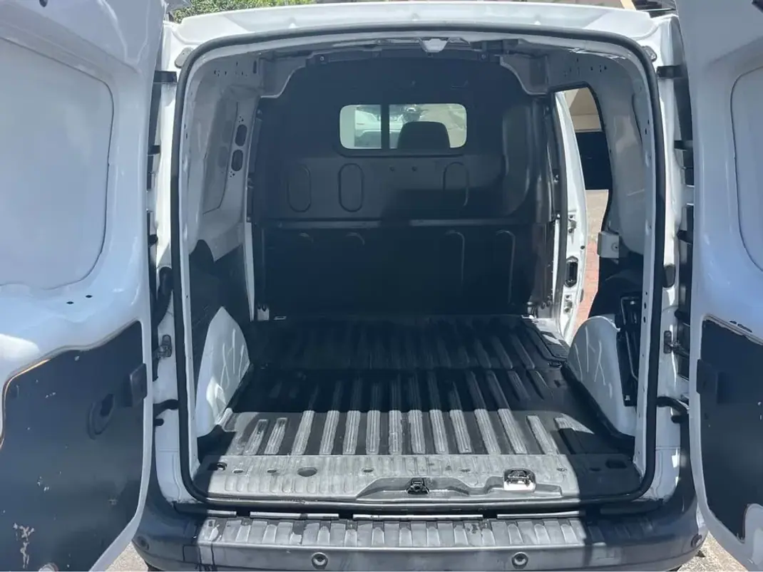 Renault 2018 - 14500 EUR, 78000 km - 78000km - foto 3 de 6