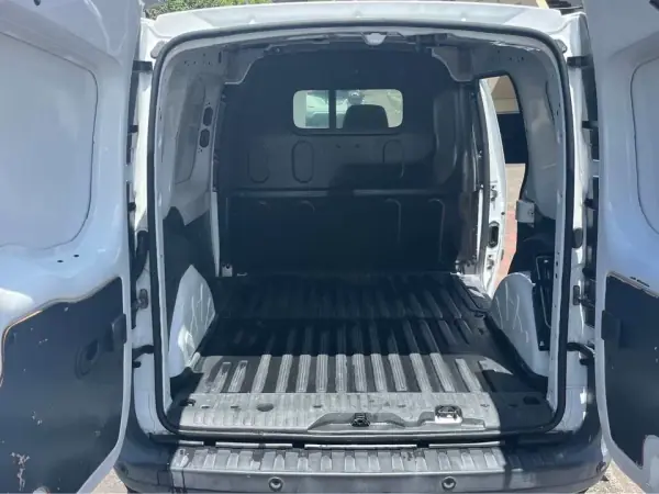 Renault 2018 - 14500 EUR, 78000 km - AUTO.MOTO.pt - 78000km - foto 3 de 6
