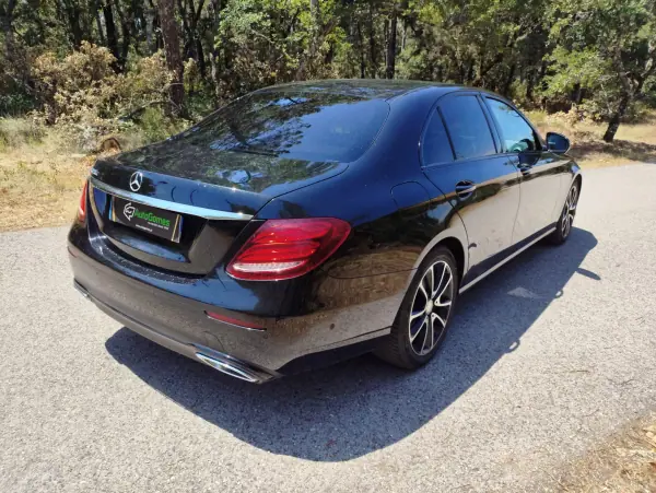 Mercedes-Benz E 350 2016 - 24900 EUR, 179677 km - AUTO.MOTO.pt - 179677km - foto 12 de 21