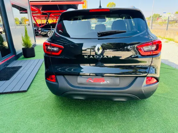 Renault Kadjar 2016 - 18000 EUR, 105000 km - AUTO.MOTO.pt - 105000km - foto 9 de 32