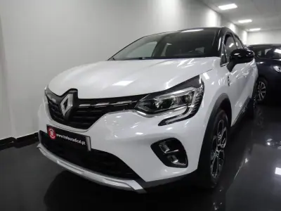 Renault Captur 2020 - 16500 EUR, 76000 km - AUTO.MOTO.pt - 76000km - foto 4 de 23