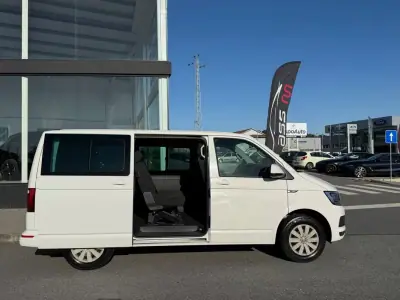 Volkswagen Caravelle 2020 - 33750 EUR, 40492 km - AUTO.MOTO.pt - 40492km - foto 18 de 38