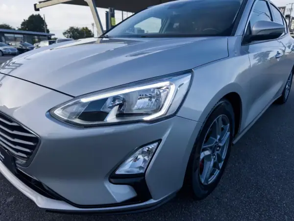 Ford Focus 2018 - 12990 EUR, 90000 km - AUTO.MOTO.pt - 90000km - foto 8 de 36