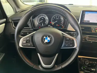 BMW 225xe Active Tourer 2021 - 21600 EUR, 67368 km - AUTO.MOTO.pt - 67368km - foto 8 de 25