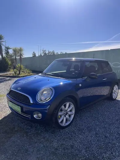 MINI Cooper 2009 - 8750 EUR, 117850 km - AUTO.MOTO.pt - 117850km - foto 3 de 8