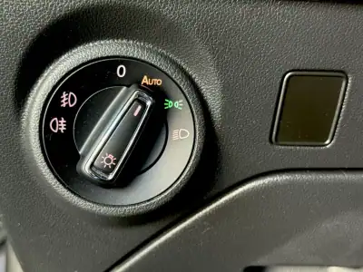 SEAT Leon 2015 - 14000 EUR, 181000 km - AUTO.MOTO.pt - 181000km - foto 85 de 92