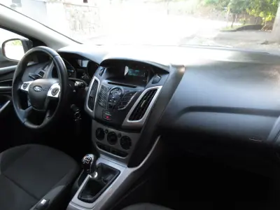 Ford Focus SW 2013 - 6990 EUR, 210000 km - 210000km - foto 18 de 28