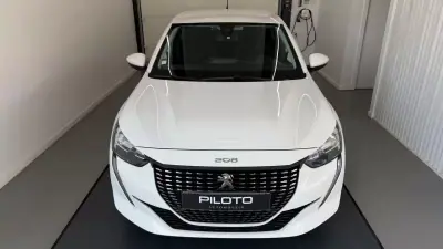 Peugeot 208 2021 - 12990 EUR, 57901 km - AUTO.MOTO.pt - 57901km - foto 4 de 23