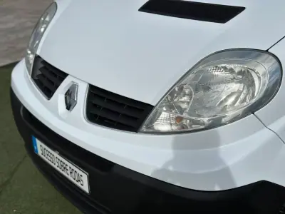 Renault TRAFIC L2H1 125CV 2014 - 16990 EUR, 98646 km - AUTO.MOTO.pt - 98646km - foto 4 de 16