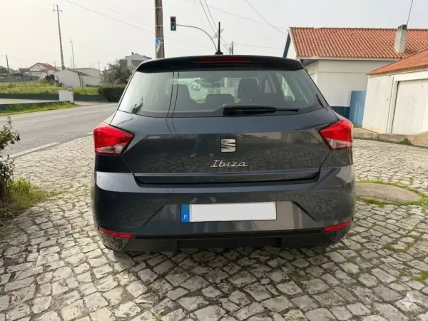 SEAT Ibiza 2024 - 17250 EUR, 16000 km - AUTO.MOTO.pt - 16000km - foto 7 de 15